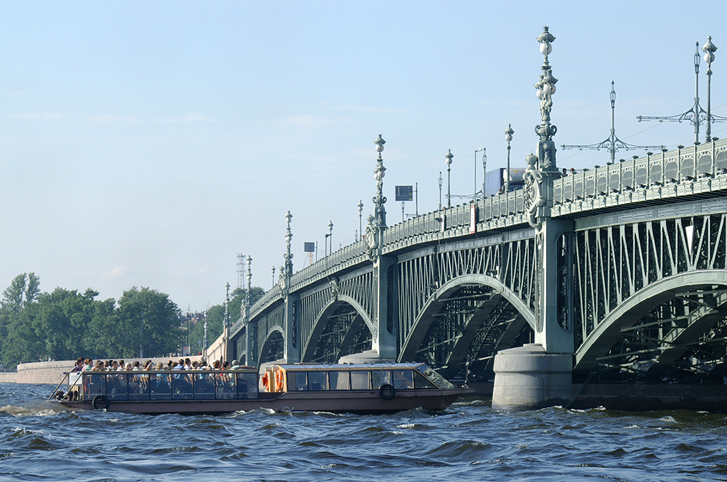 Троицкий мост 
